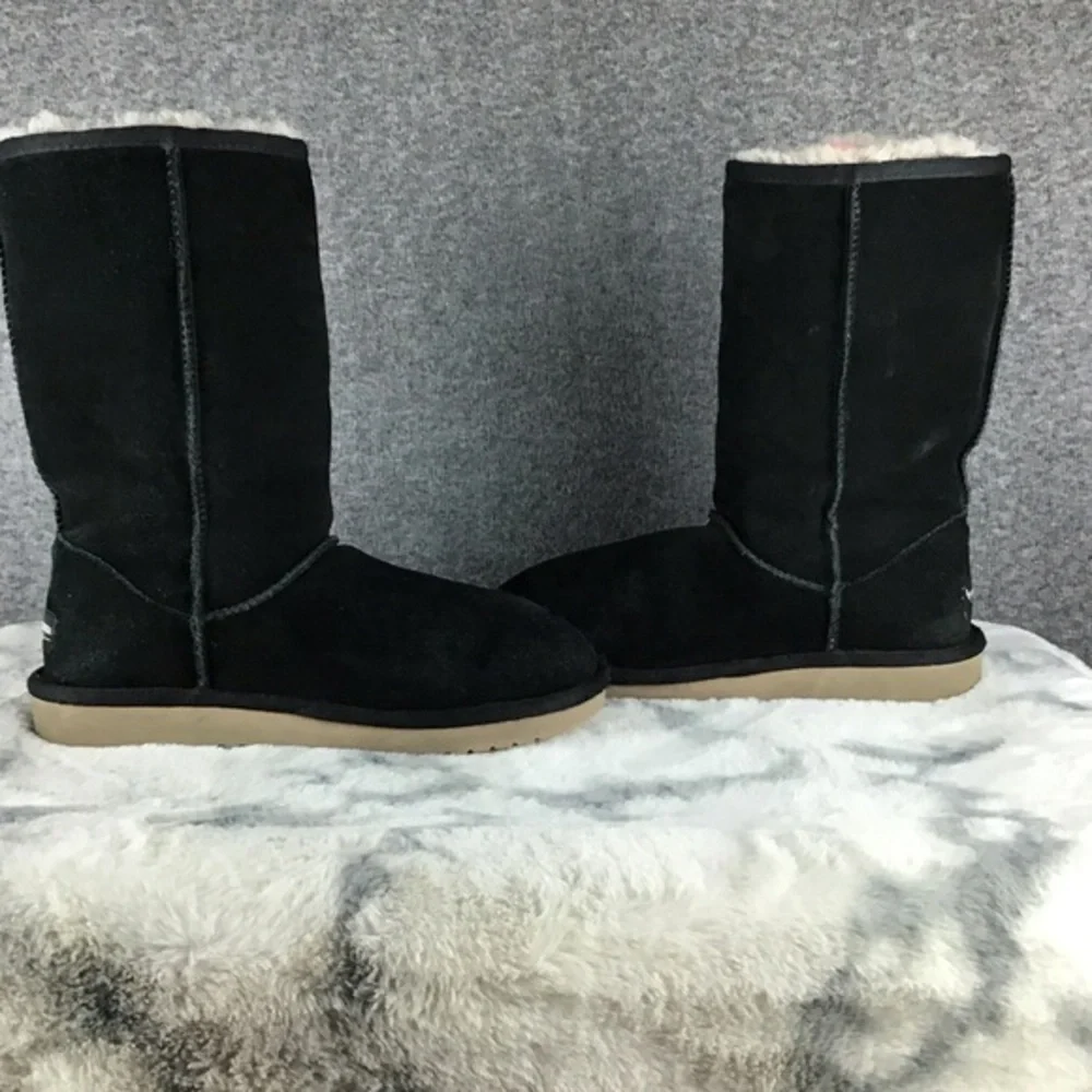 UGG Koolaburra Suede Victoria Three Bow Faux Fur Lined Boot‎ Size 7